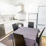 Guest house Casa Julio - Coastal Retreat - 3 Min From