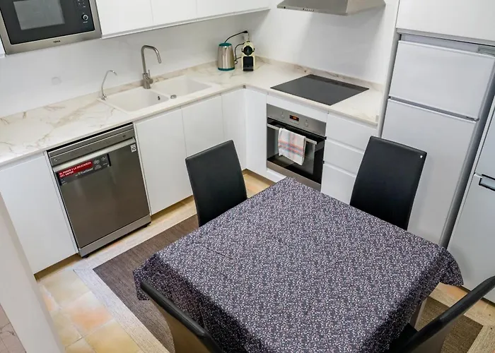 Casa Julio - Coastal Retreat - 3 Min From Гостевой дом Алькала