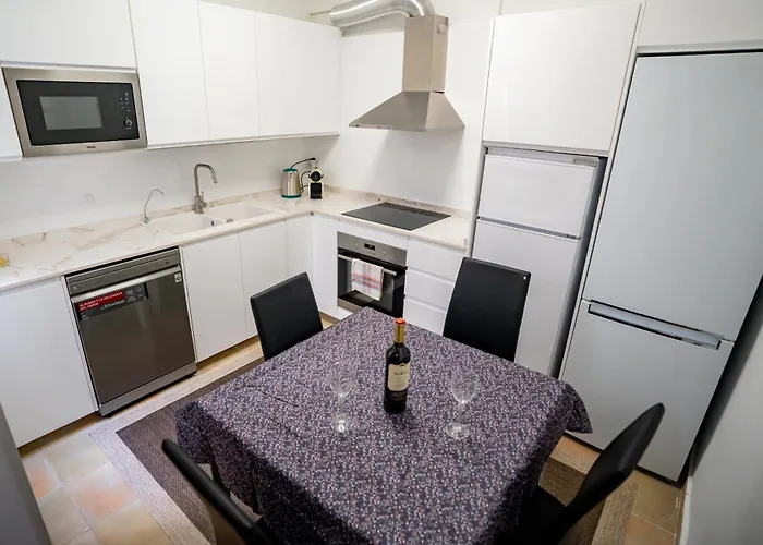 Casa Julio - Coastal Retreat - 3 Min From Гостевой дом Алькала