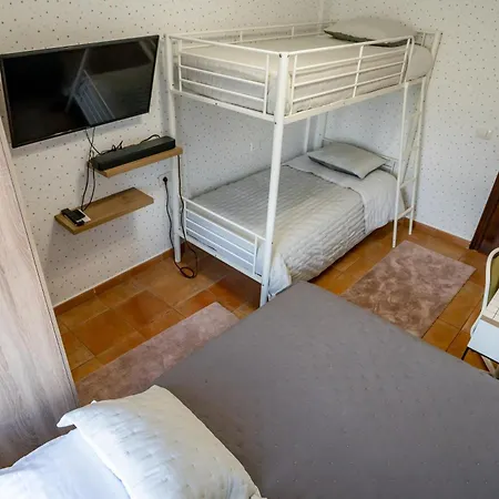Casa Julio - Coastal Retreat - 3 Min From Alcalá la Real