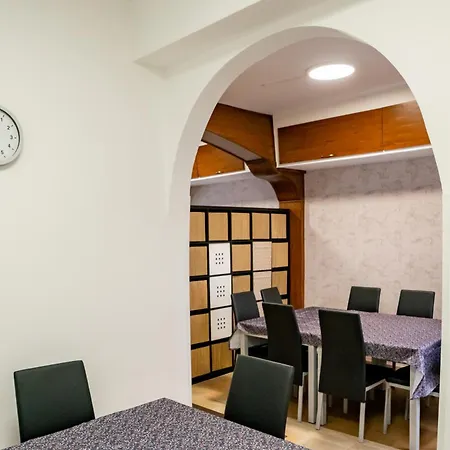 Casa Julio - Coastal Retreat - 3 Min From 4* Alcalá la Real