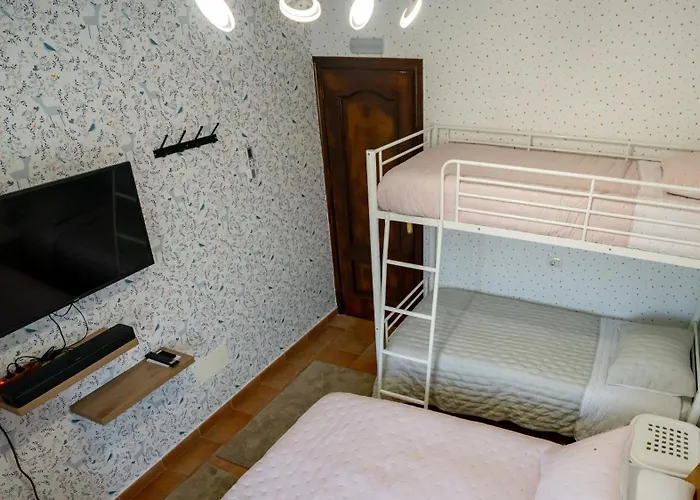 Casa Julio - Coastal Retreat - 3 Min From Alcalá