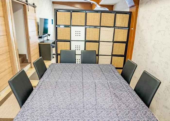 Vendégház Casa Julio - Coastal Retreat - 3 Min From Alcalá la Real