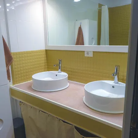 Casa Julio - Coastal Retreat - 3 Min From בית הארחה