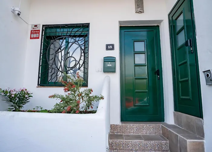 Casa Julio - Coastal Retreat - 3 Min From